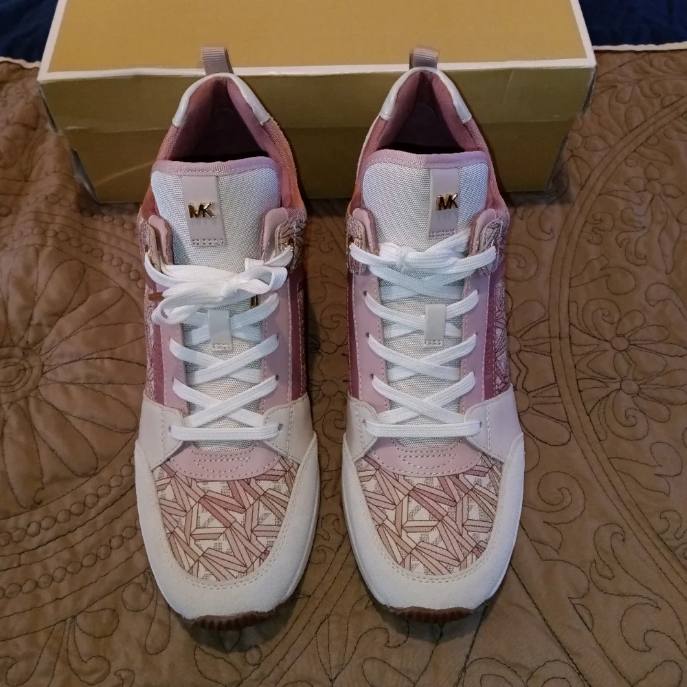 Michael Kors Georgie Trainer Sneakers - Picture 5 of 12
